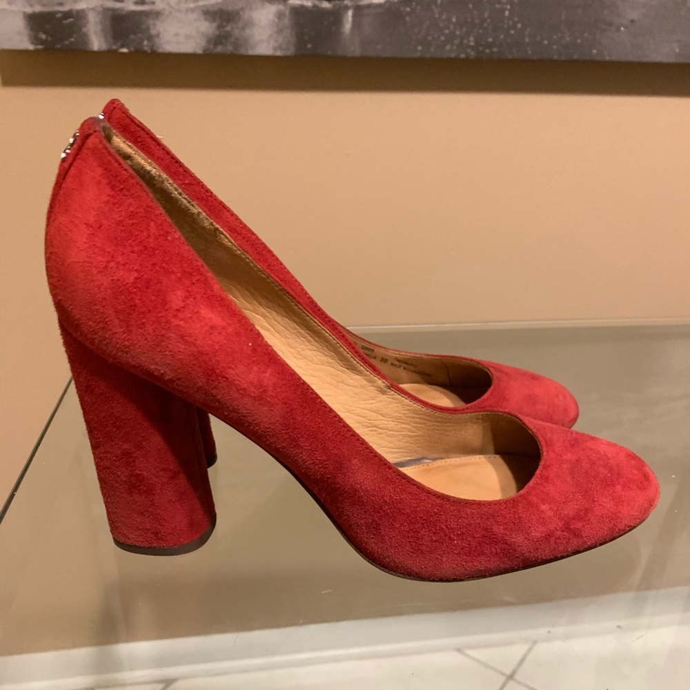 Coach Pumps Round Toe Suede - Red Size 9